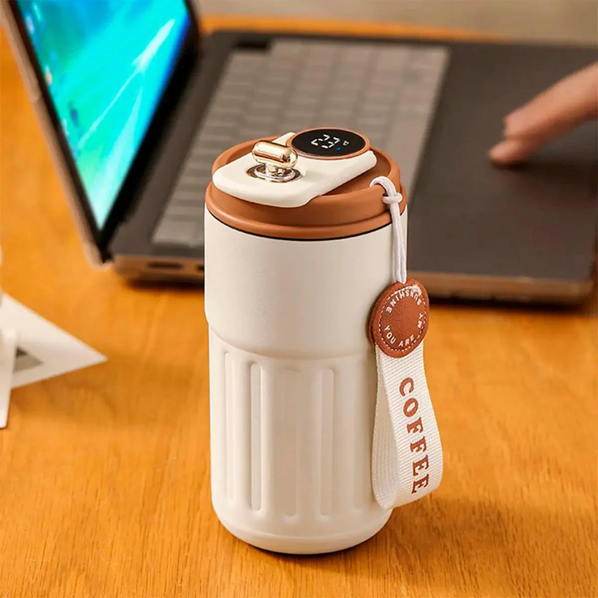 Smart Thermal Cup with Display