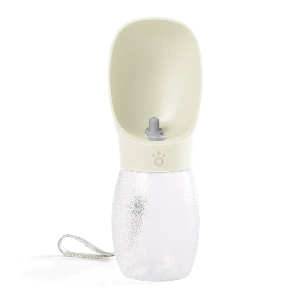 Portable Pet Water Bottle - On-the-Go Travel Dispenser for Dogs & Cats